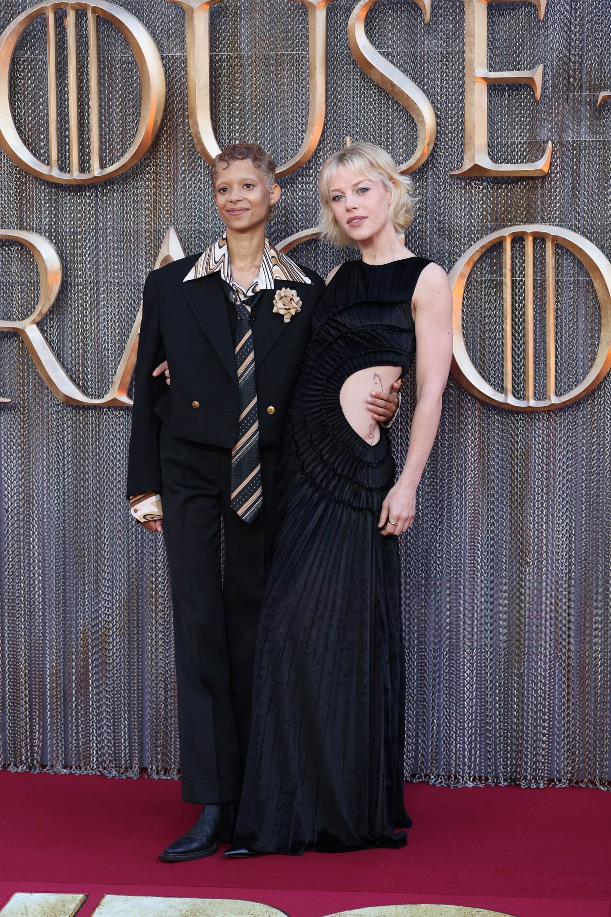 hannahvdwnetwork_housedragons3premierelondon_281929.jpg