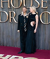 hannahvdwnetwork_housedragons3premierelondon_281429.jpg