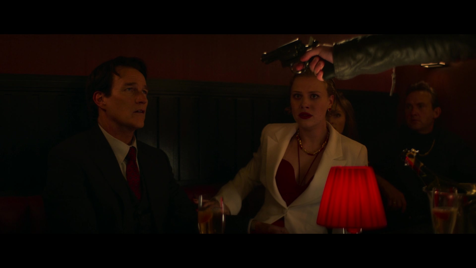 Sexy_Beast_S01E03_Wont_Soon_Forget_This_1080p__5795.jpg